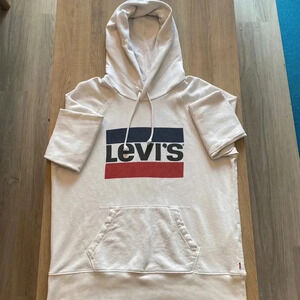White Levi’s Medium hoodie